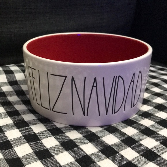 Rae Dunn Other - Rae Dunn Feliznavidad dog bowl